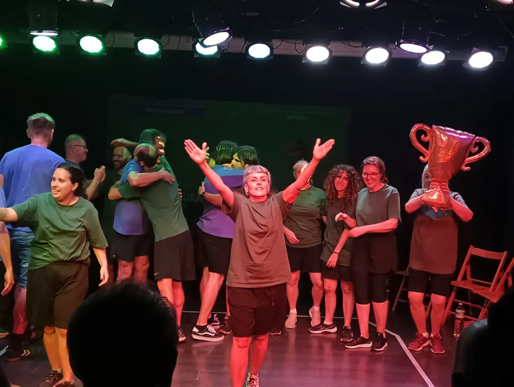 teatro de improvisacion en malaga clases de iniciacion a la impro