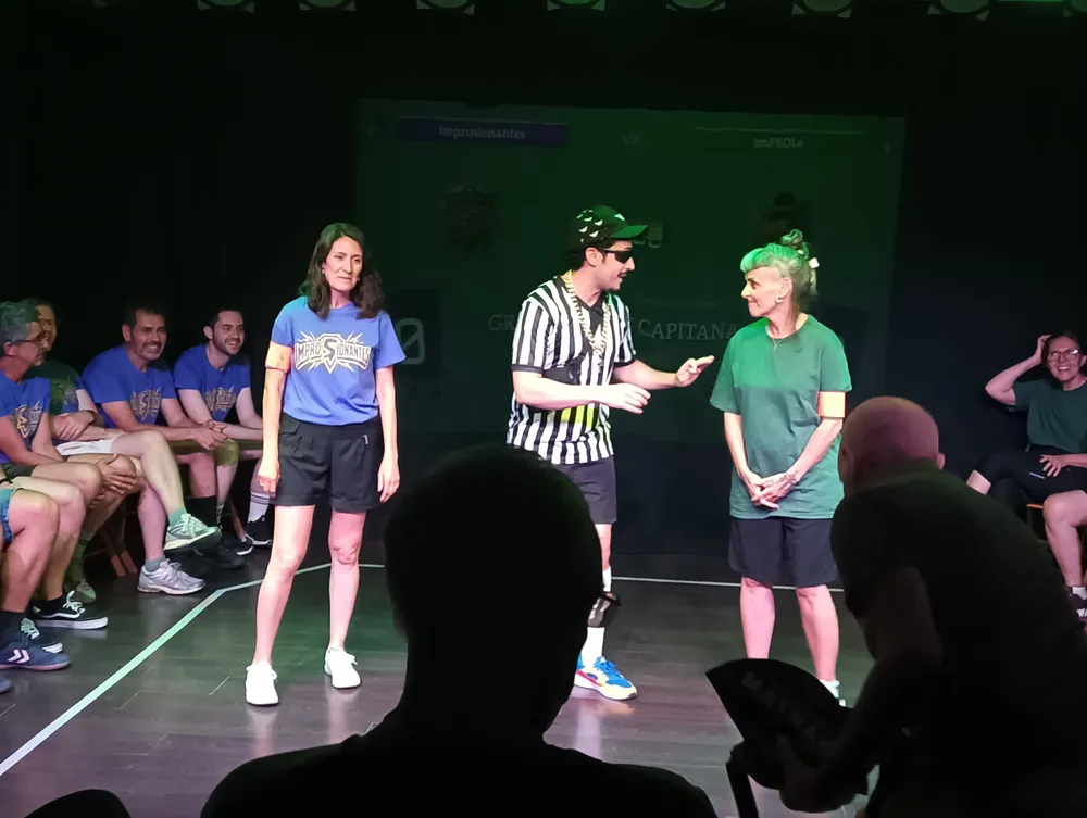 match de impro formato de comedia improvisada